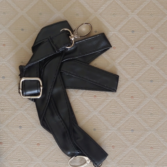 Hand Bag - Picture 5 of 7